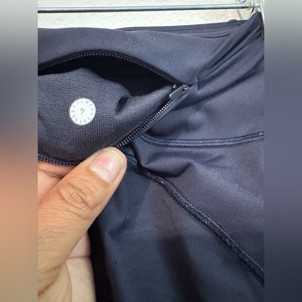Lululemon leggings - Picture 8 of 11
